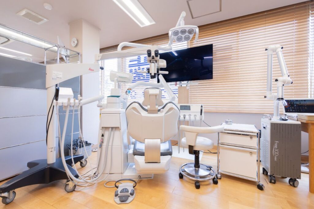 歯科用ユニット（診療チェア）